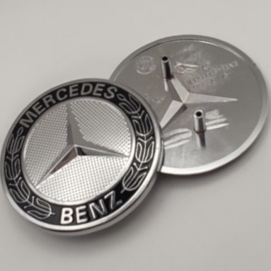 Емблема на капот Mercedes 57 мм два піни  c77 фото